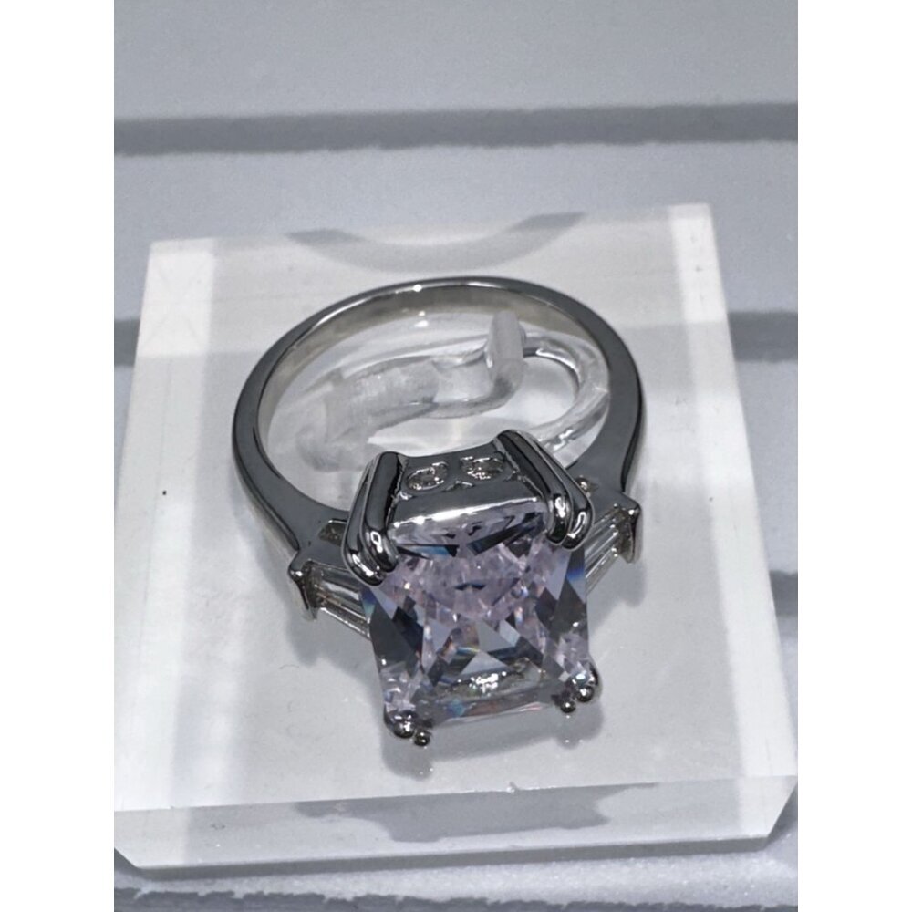 Silver Plated Cubic Zirconia Ring Size 8 - Picture 6 of 9